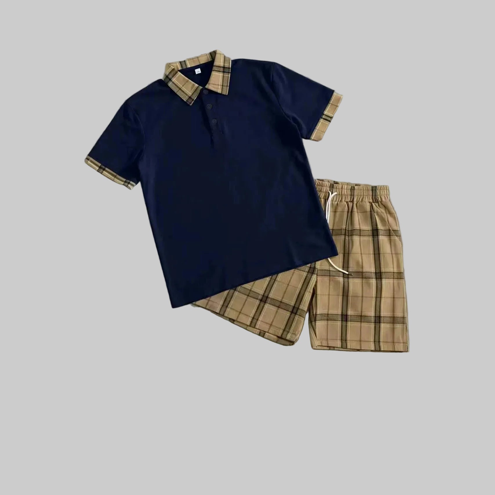 New outdoor men's short-sleeved polo shirt and shorts set in a sporty casual check pattern with breathable collar design