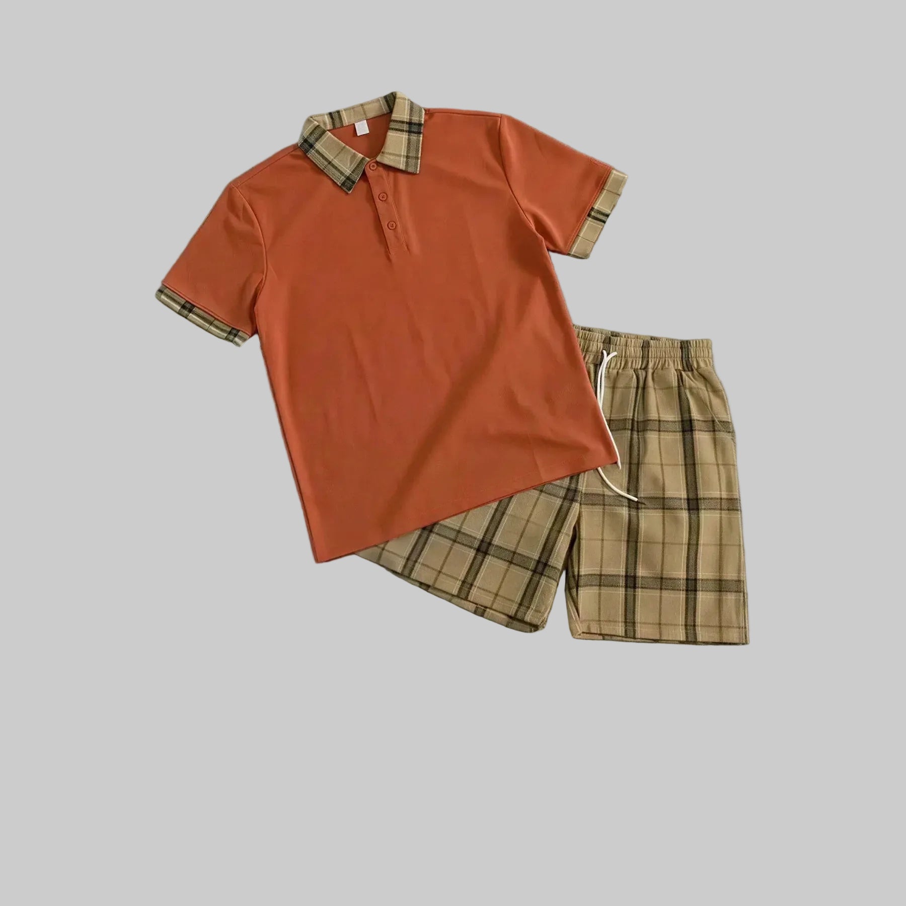 New outdoor men's short-sleeved polo shirt and shorts set in a sporty casual check pattern with breathable collar design